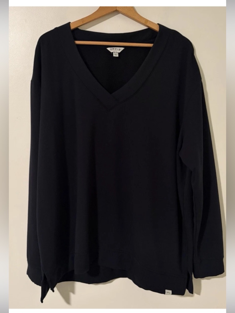 Orvis Sweatshirt Women's XXL (2XL) Black Pullover V-Neck Buttery Soft